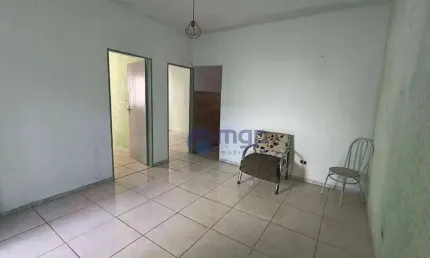 Casa térrea com 2 quartos para locação na Vila Medeiros - 60 m² - São Paulo/SP