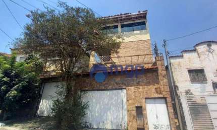 Sobrado com 3 dormitórios à venda, 303 m² - Vila Aurora