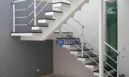 Sobrado com 3 dormitórios à venda - Jardim do Colégio