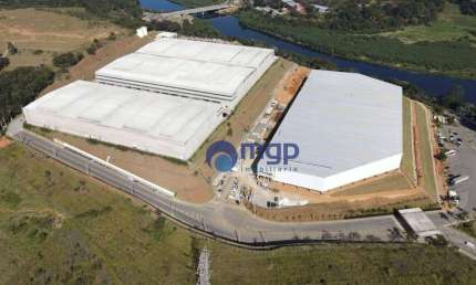 Galpão em Condomínio para Alugar em Santana de Parnaíba - 1463 m²
