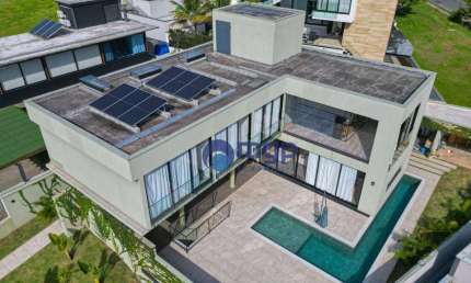Casa Moderna à Venda no Residencial Itahyê, Santana de Parnaíba - 500 m²