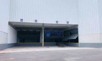 Galpão em Condomínio para Alugar às Margens da Rodovia Dutra em Guarulhos - R$ 38/m² - 1.769 m²  - Guarulhos/SP