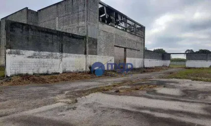 Galpão em Amplo Terreno para Alugar em Guarulhos, Cumbica - 1600 m² - Guarulhos/SP