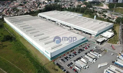 Galpão para alugar, 10497 m² - Jardim Vista Alegre - Embu das Artes/SP