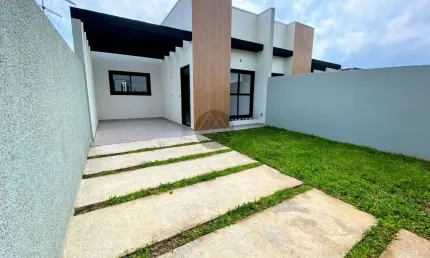 asa com amplo quintal à venda, excelente padrão de acabamento com aproximadamente 81m²  a venda no Ouro Fino