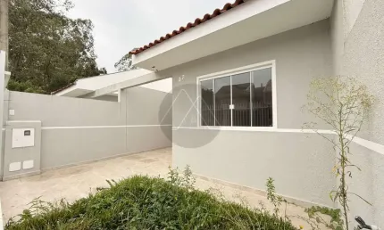 Casa com 3 quartos sendo 1 suite a venda no costeira em são josé dos pinhais.