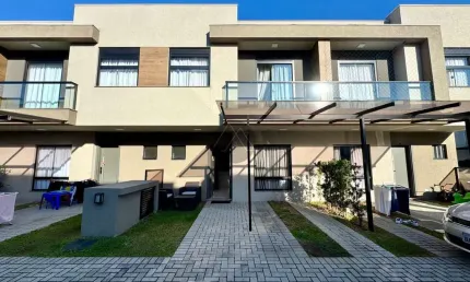 Sobrado Moderno e Totalmente Decorado - Condomínio Fechado a venda no Boqueirão