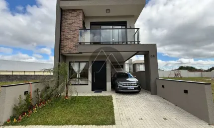 Sobrado em condomínio a venda no ouro fino em são josé dos pinhais.
