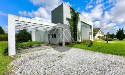 Residência de Alto Padrão no Condomínio Villaggio Haras Bom Pastor
