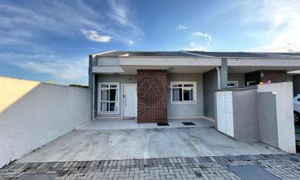 Casa em Condomínio a venda no Bom Jesus em São José dos Pinhais.