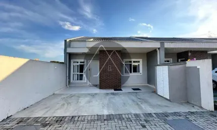 Casa em Condomínio a venda no Bom Jesus em São José dos Pinhais.