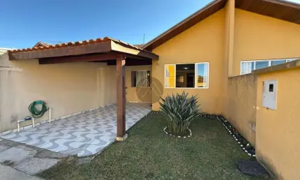 Casa com suíte em Condomínio fechado no Uberaba Curitiba.