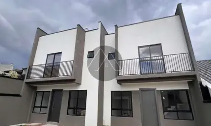 Sobrado em condomínio residencial mykonos no xaxim em curitiba