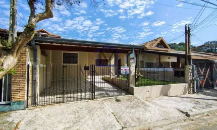 Casa Térrea, reformada, para locação no Vista Verde