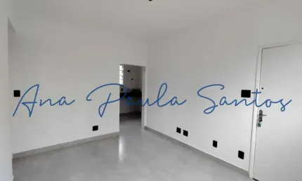 Aconchegante e reformado apartamento de 2 dorms (1 suíte) a venda no Campo Grande em Santos – SP