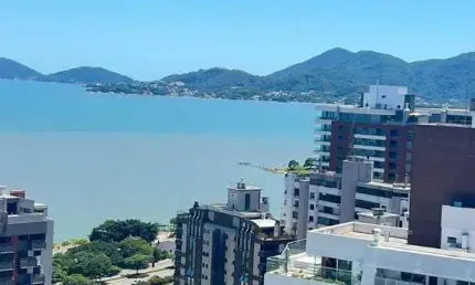 Apartamento com 2 quartos à venda na travessa felipe godinho e silva, 30, agronômica, florianópolis por r$ 1.600.000
