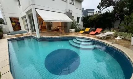 Casa com 4 quartos à venda na Rua dos Botos, 66, Jurerê Internacional, Florianópolis por R$ 5.800.000