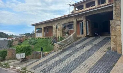Casa em condomínio fechado com 4 quartos para alugar na Rua Tomi Saburo Yamamoto, Jardim das Cerejeiras, Arujá, 700 m2 por R$ 11.000
