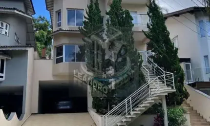 Casa em condomínio fechado com 3 quartos para alugar na Estrada do Itapeti, Parque Residencial Itapeti, Mogi das Cruzes, 373 m2 por R$ 11.000