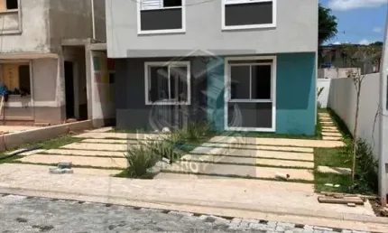 Casa em condomínio fechado com 2 quartos para alugar na Avenida Armando Colangelo, Arujá Center Ville, Arujá, 56 m2 por R$ 3.200