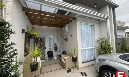 Casa com 3 quartos à venda na Leonidas Antonio Costa, 1184, Anexo B1, Itapoá por R$ 730.000