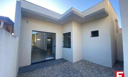 Casa com 2 quartos à venda na rua cambacica, 144b, São José, Itapoá por R$ 259.000