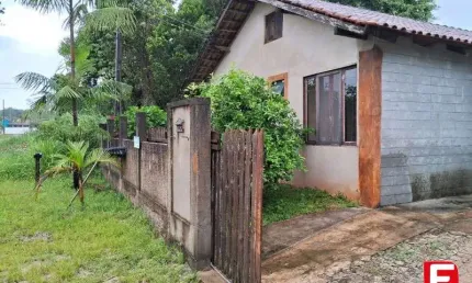 Casa com 3 quartos à venda na Rua Padre Anchieta, 1534, Mariluz, Itapoá por R$ 350.000