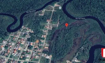 Terreno à venda na Rua Tamoios, 00, Barra do Sai, Itapoá por R$ 150.000
