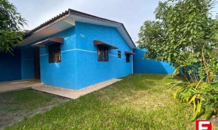 Casa com 2 quartos à venda na Rua do Peixe, 1112, Itapema do Norte, Itapoá por R$ 265.000