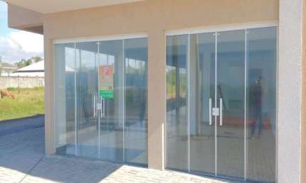 Sala comercial com 1 sala à venda na Rua Leônidas Pommer, 302, Barra do Sai, Itapoá, 144 m2 por R$ 800.000