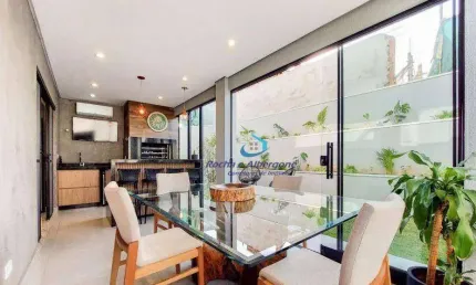 Linda Casa Sobrado no Parque Tauá Aranguá, Londrina - PR