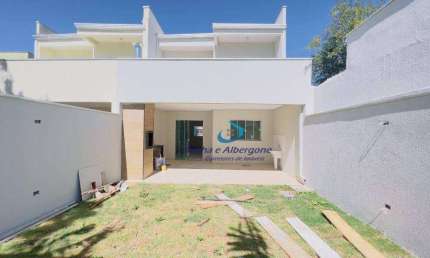 Ótima Casa Sobrado Novo no Jardim Bandeirantes em Londrina - PR.