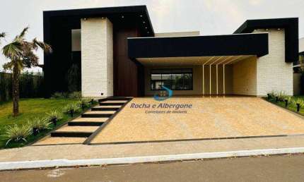 Linda Casa Térrea  Alto Padrão Condomínio Villagio do Engenho Finíssimo acabamento Projeto moderno Impecável 4 amplas suítes Completíssima  Ar K7