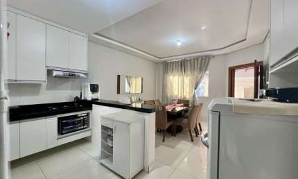 Casa no Jardim Veneza com 03 dormitórios sendo 01 suíte – Indaiatuba – Sp