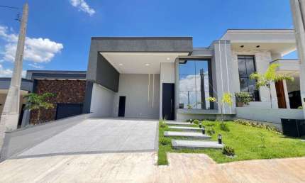 Casa à Venda no Condomínio Jardim Piemonte com Escritório - Indaiatuba - Sp.
