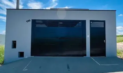 Casa à Venda no Jardim Araras com 02 dormitórios – Indaiatuba – Sp.