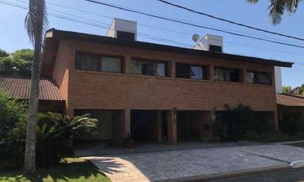 Maravilhosa Casa à Venda e Locação no Helvétia Polo Country - Indaiatuba
