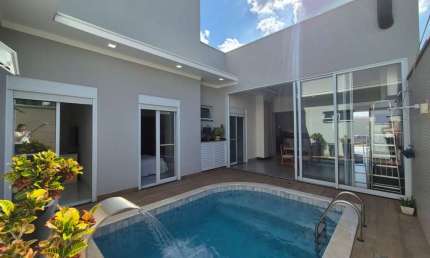 LINDA CASA COM PISCINA CONDOMINIO FECHADO - INDAIATUBA/SP