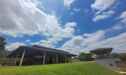 Linda chacara á venda de 3.000m² de terreno  excelente oportunidade