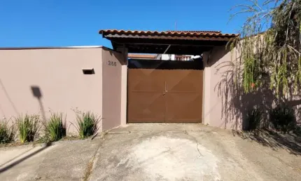 Casa para locação 4 dormitórios, piscina, 5 vagas de carro.