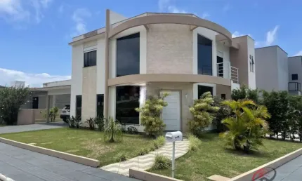 Casa alto padrão 04 dormitórios, sendo 03 suítes à venda em condomínio fechado na praia dos ingleses - florianópolis - sc