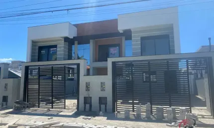Casa geminada em ingleses do rio vermelho, florianópolis/sc