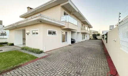 Casa em condomínio 03 dormitórios, mobiliado à venda ingleses centro - florianópolis - sc