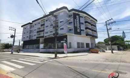 Apartamento duplex  03 dormitórios, sendo 02 suítes à venda na praia dos ingleses - florianópolis - sc