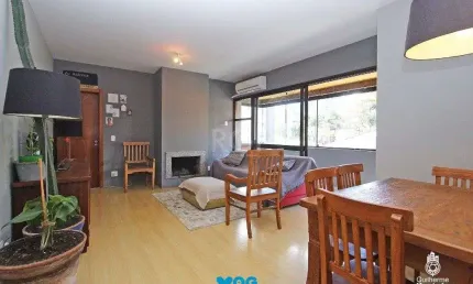 Apartamento para Venda - 114m², 3 dormitórios, sendo 1 suites, 2 vagas - Petrópo