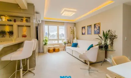 Apartamento decorado com 3 dorms, suíte e 2 vagas no petrópolis