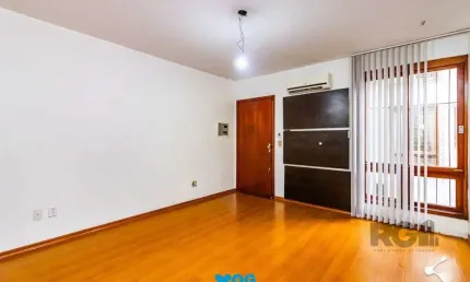 Apartamento com 2 dormitórios e 1 vaga de garagem escriturada  no bairro rio bra