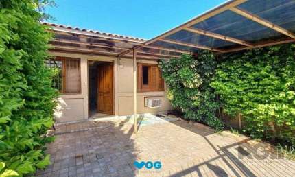 Casa com 2 quartos à venda na Rua Darcy de Bastos Germann, 0111, Hípica, Porto Alegre