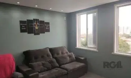Apartamento de 3 dormitórios com área externa no bairro Passo da Areia