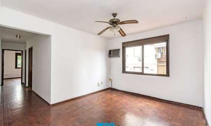 Apartamento com 2 dormitórios e 64m² à venda no Bairro Passo da Areia